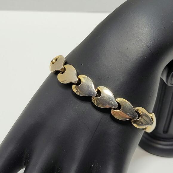 Napier Gold Tone Shell Floral Teardrop Link 7" Bracelet Signed Vintage Jewelry - Picture 1 of 8